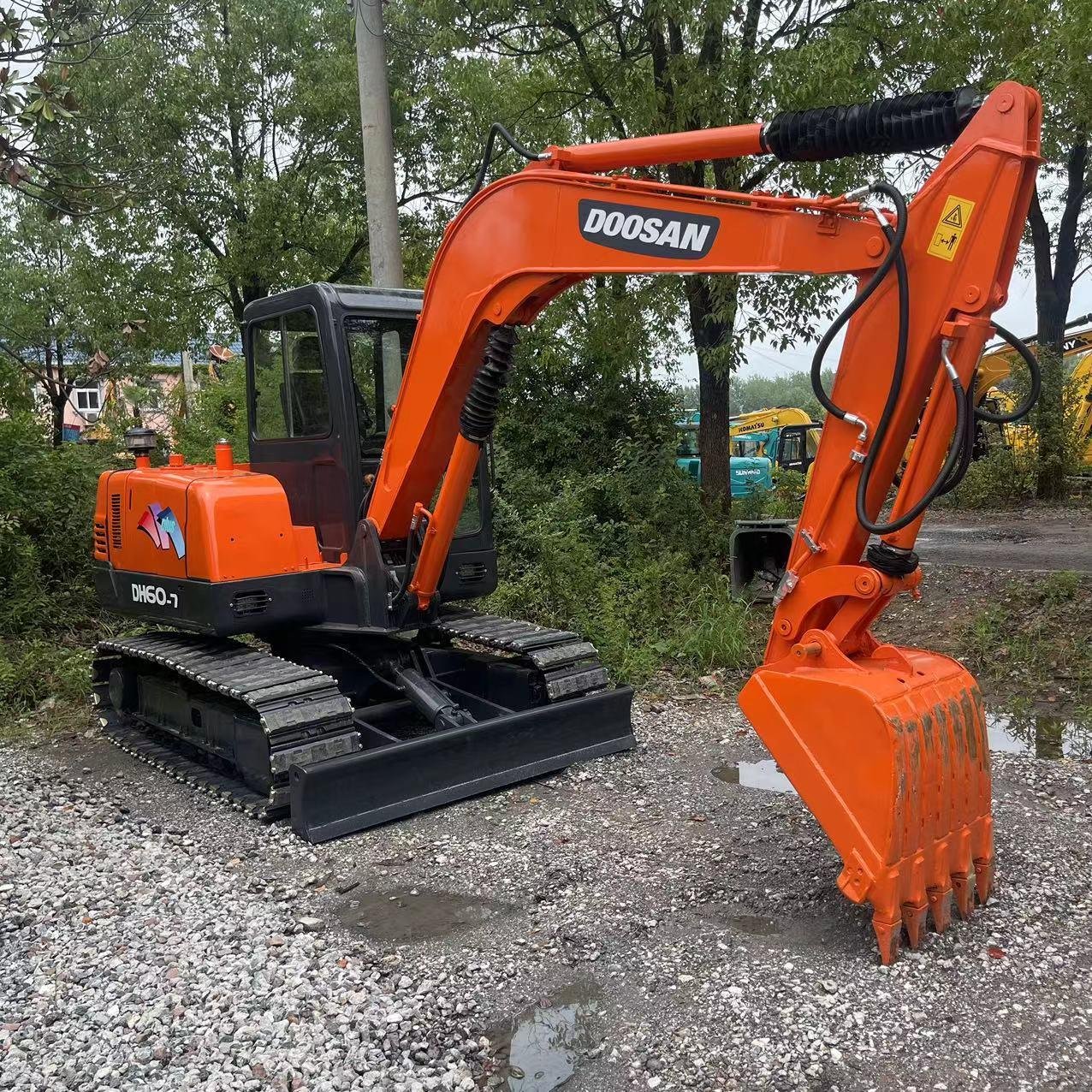 Excavadora usada Doosan DH55