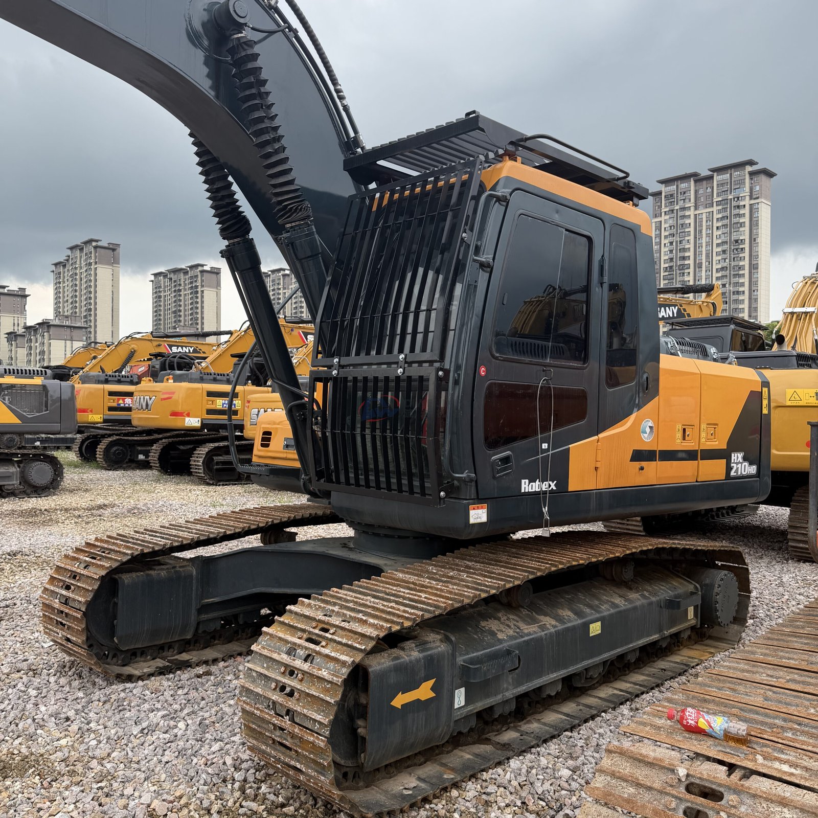 Hyundai HX210HD Used Excavator