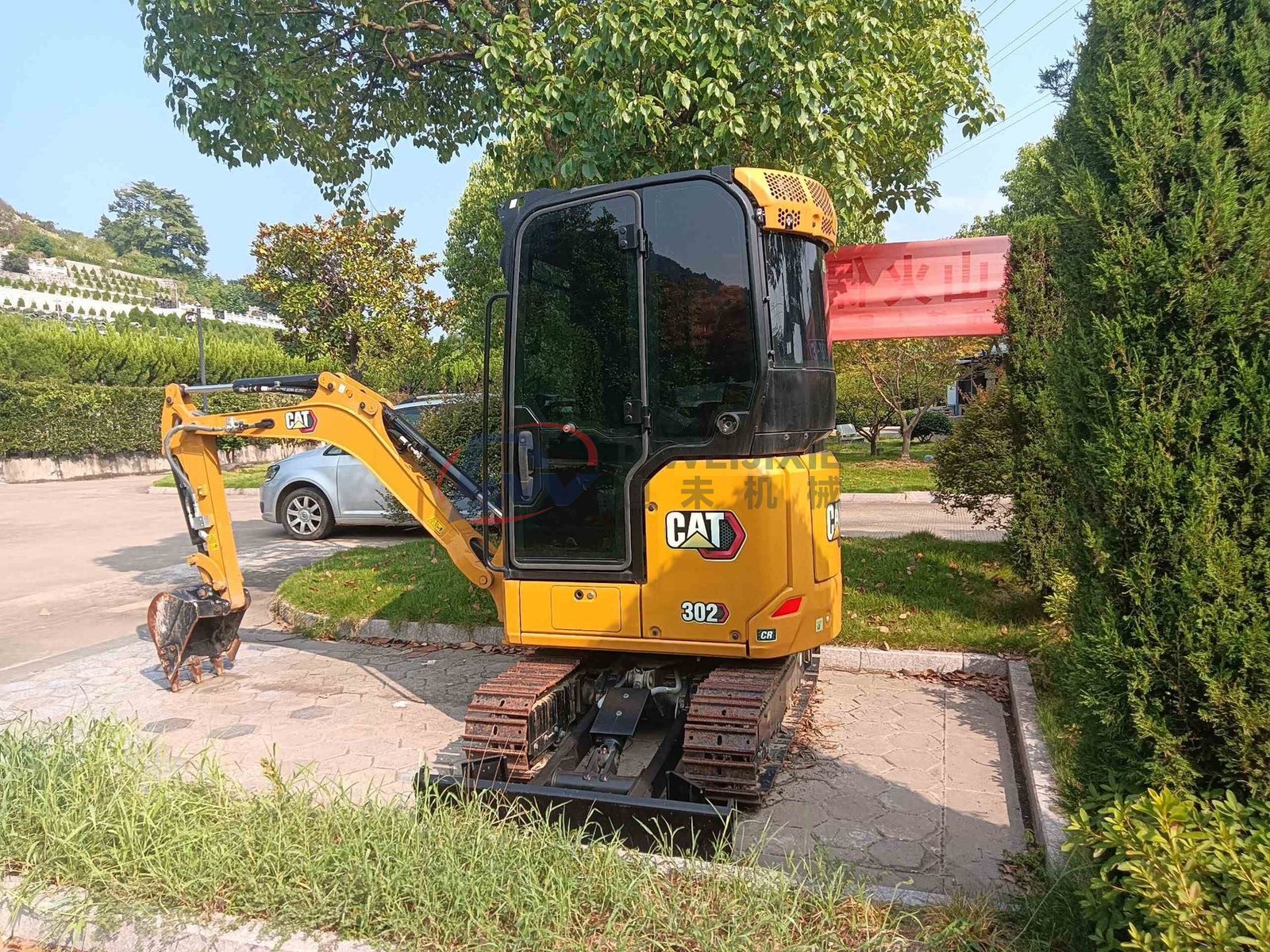 Caterpillar 302 Used Mini Excavator