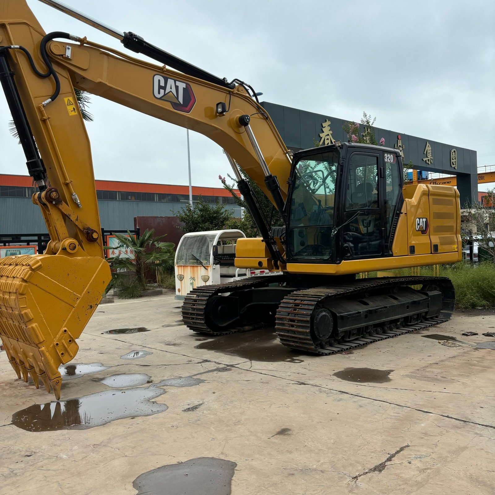 Caterpillar 320GC Used Excavator