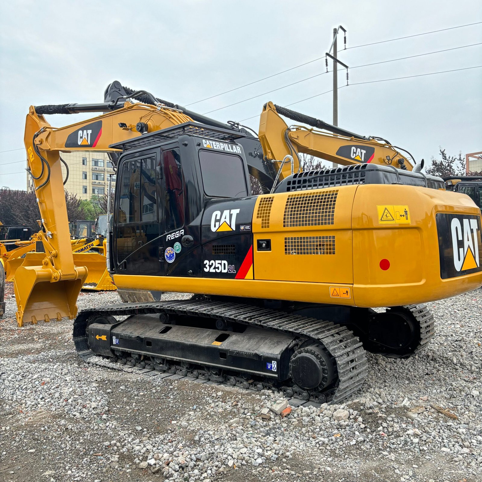 Caterpillar 325D2L Used Excavator