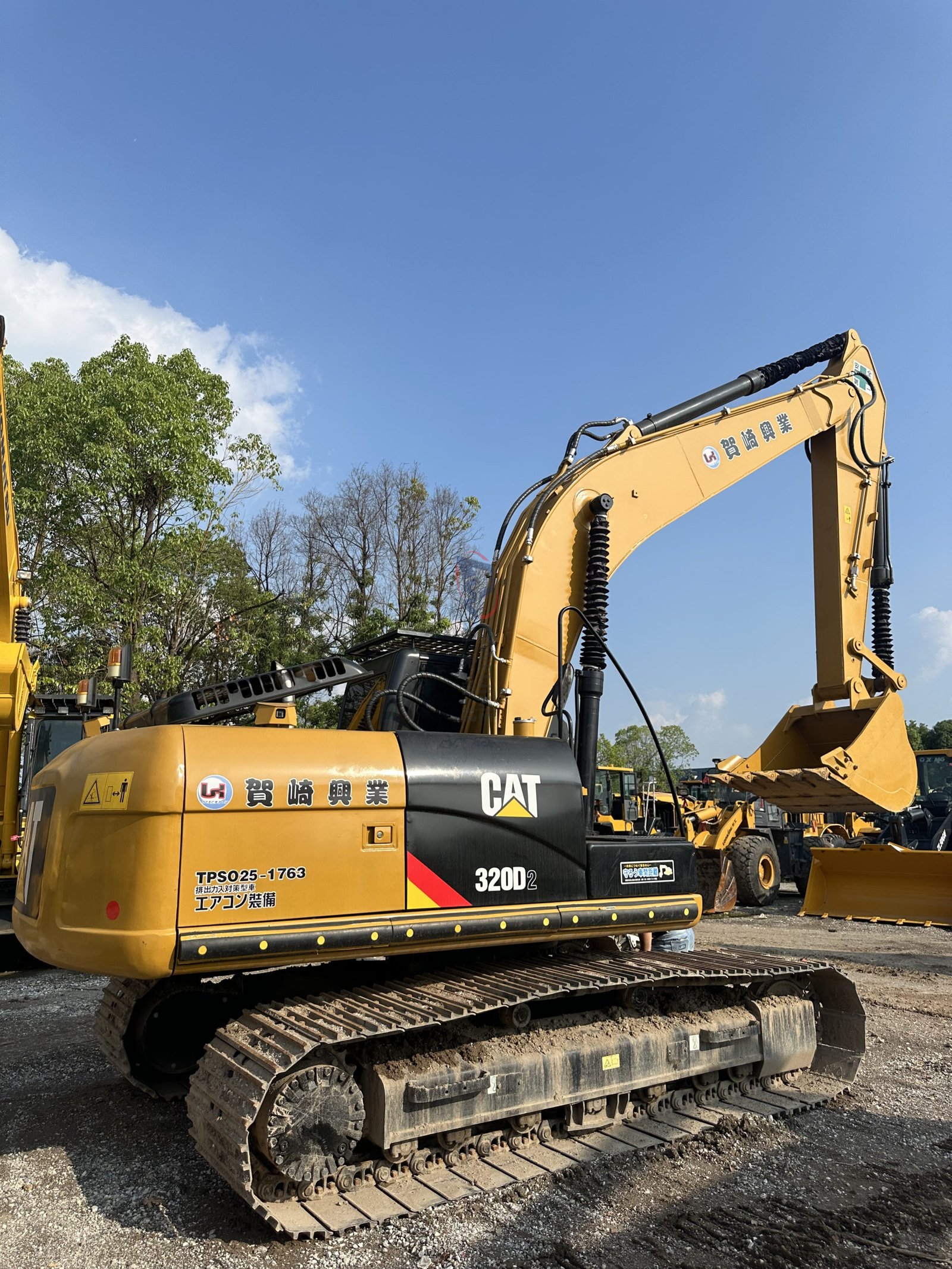 Caterpillar 320D2 Used Excavator