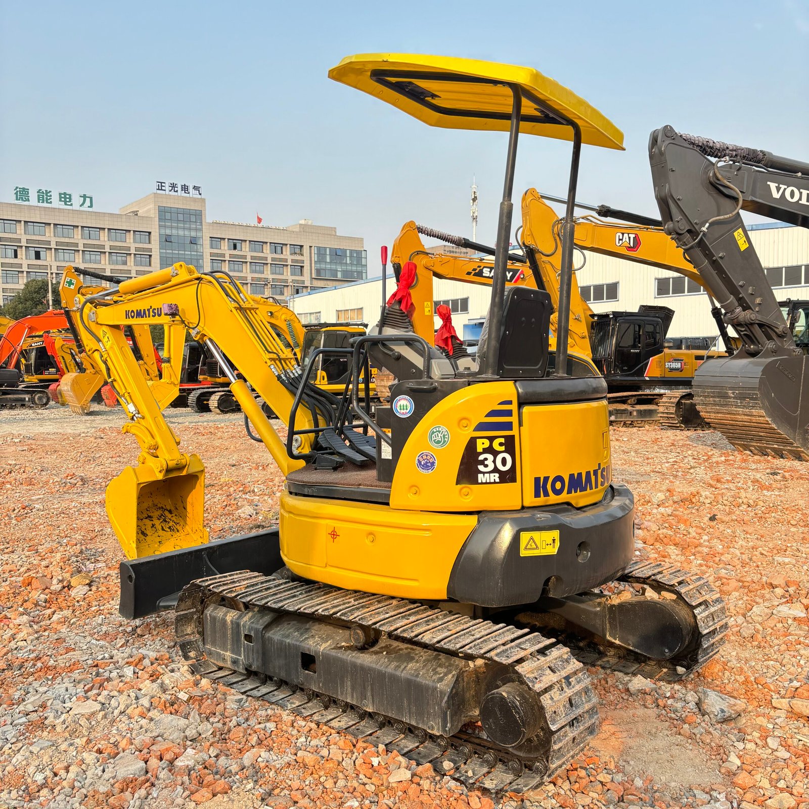 Excavadora usada Komatsu PC30MR